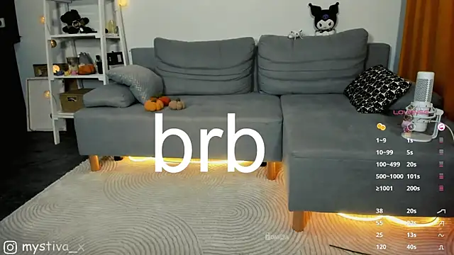 Snapshot of EliyaX chatting on 10/17/25, 05:48 EliyaX online show from 10/17/25, 05:48