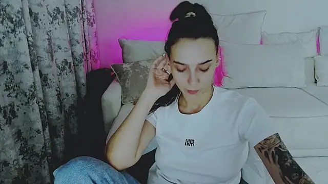 annabishop online show from 01/26/25, 03:14