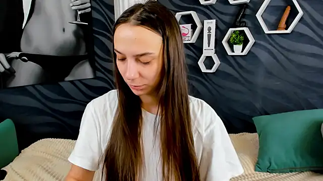 annabishop online show from 02/09/25, 03:11