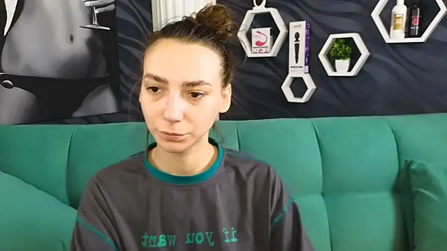 annabishop online show from 02/16/25, 03:04