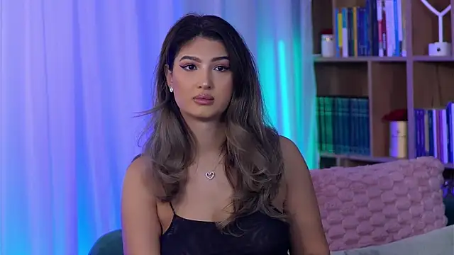 SarahPeach8 online show from 10/30/25, 10:16