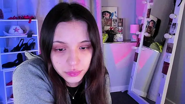 Snapshot of Sahara_Shields chatting on 02/17/26, 09:39 Sahara Shields online show from 02/17/26, 09:39