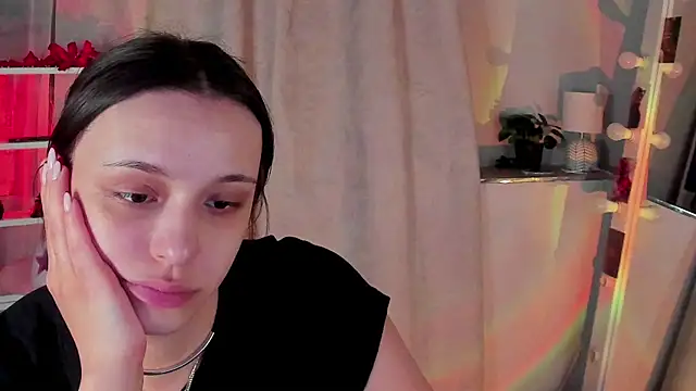Sahara Shields online show from 05/07/26, 09:36