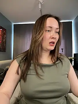 Kiss My Body online show from 05/27/26, 02:25