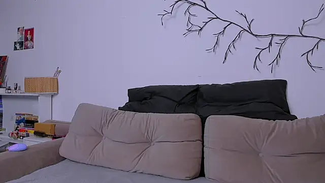 LadyTrep online show from 10/08/25, 06:16