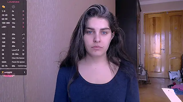 Snapshot of _Roselina_ chatting on 01/24/25, 07:41 Roselina online show from 01/24/25, 07:41