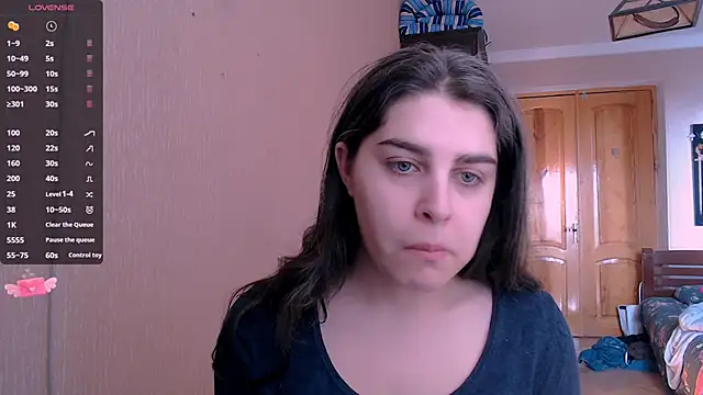 Snapshot of _Roselina_ chatting on 02/01/25, 07:47 Roselina online show from 02/01/25, 07:47