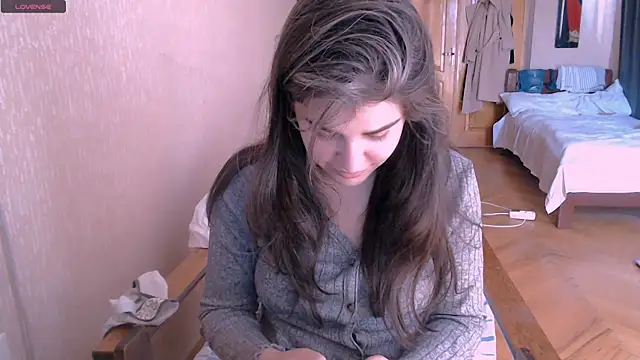 Snapshot of _Roselina_ chatting on 03/14/25, 09:14 Roselina online show from 03/14/25, 09:14