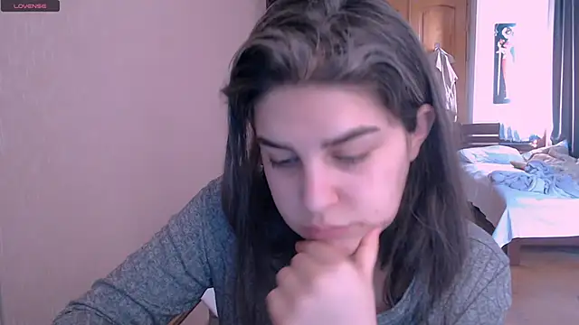 Snapshot of _Roselina_ chatting on 03/15/25, 06:36 Roselina online show from 03/15/25, 06:36