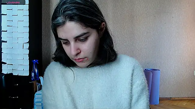 Snapshot of _Roselina_ chatting on 02/01/26, 09:19 Roselina online show from 02/01/26, 09:19