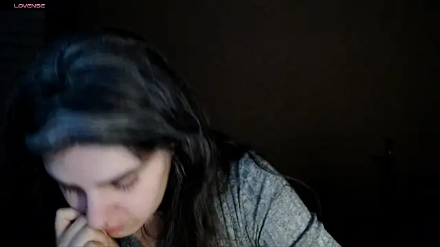 Snapshot of _Roselina_ chatting on 02/25/26, 06:28 Roselina online show from 02/25/26, 06:28