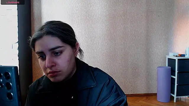 Snapshot of _Roselina_ chatting on 03/03/26, 10:54 Roselina online show from 03/03/26, 10:54