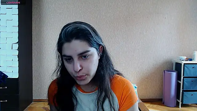 Snapshot of _Roselina_ chatting on 03/07/26, 07:16 Roselina online show from 03/07/26, 07:16