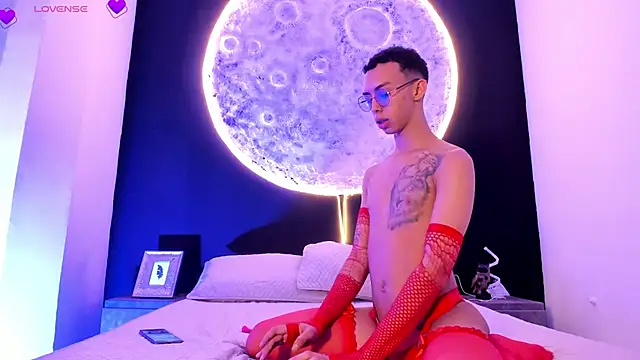 EthaanCox online show from 02/04/25, 08:28