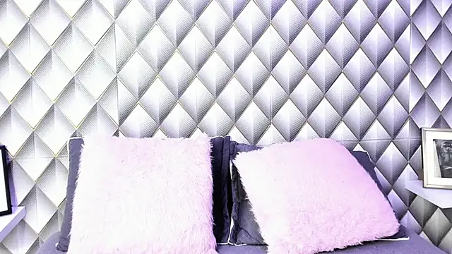 Snapshot of Christal_Golden chatting on 01/31/25, 06:57 Christal Golden online show from 01/31/25, 06:57