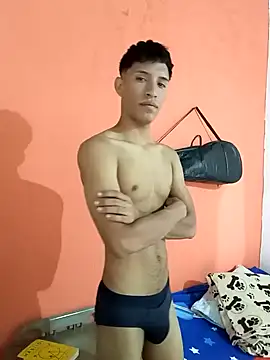 Snapshot of matteo_rivas chatting on 01/14/25, 03:53 matteo rivas online show from 01/14/25, 03:53