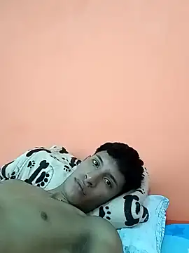 Snapshot of matteo_rivas chatting on 01/23/25, 03:58 matteo rivas online show from 01/23/25, 03:58