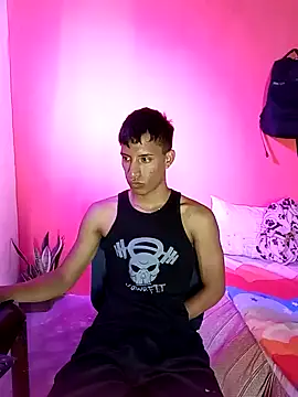 Snapshot of matteo_rivas chatting on 02/15/25, 09:15 matteo rivas online show from 02/15/25, 09:15