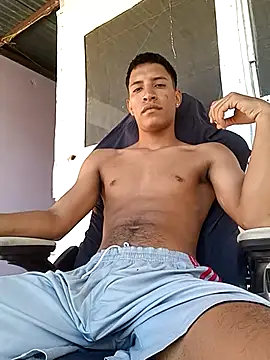 Snapshot of matteo_rivas chatting on 09/27/25, 02:11 matteo rivas online show from 09/27/25, 02:11