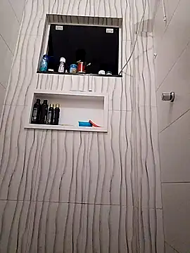 Santanacumxplod online show from 03/05/25, 01:42