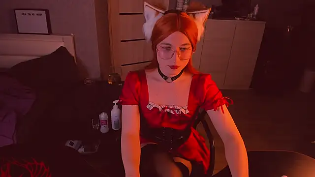 foxy jpg online show from 12/16/25, 09:42