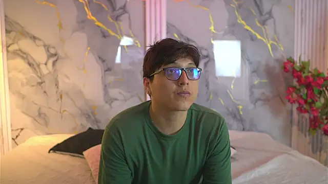 vanilla hot online show from 10/25/25, 01:18