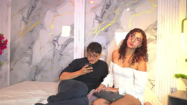 vanilla hot online show from 11/17/25, 01:39