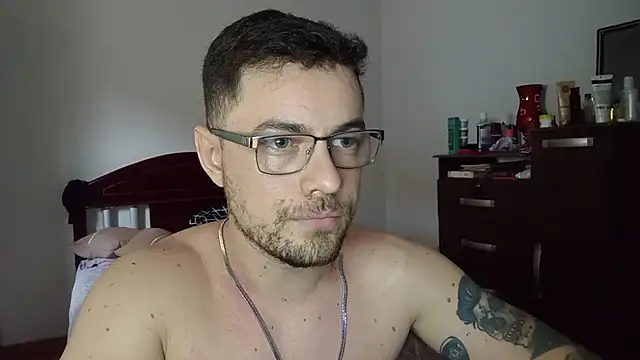 Dyllan   online show from 05/26/26, 02:24