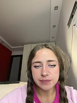 Snapshot of GeraBoobsi chatting on 08/07/26, 08:22 GeraBoobsi online show from 08/07/26, 08:22