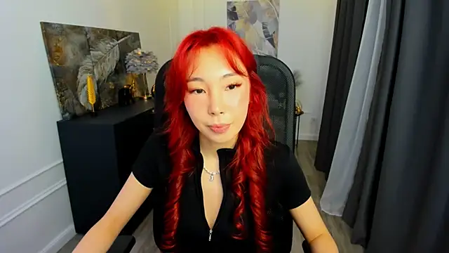 AnnaReyla online show from 05/03/26, 07:09
