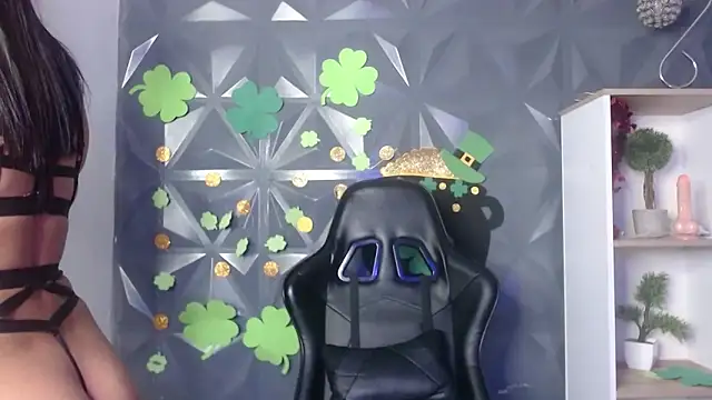 miss honey01 online show from 03/20/25, 02:40