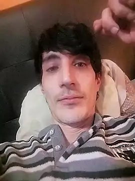 Snapshot of moutt99 chatting on 01/24/25, 02:08 moutt99 online show from 01/24/25, 02:08