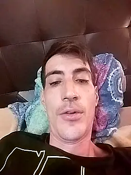 Snapshot of moutt99 chatting on 09/14/25, 06:23 moutt99 online show from 09/14/25, 06:23