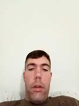 Snapshot of Yeray01 chatting on 03/04/26, 12:22 Yeray01 online show from 03/04/26, 12:22