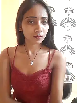 Snapshot of Divya-2007 chatting on 02/20/25, 06:02 Divya-2007 online show from 02/20/25, 06:02