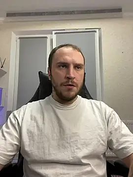 Snapshot of _XxX-XxX_ chatting on 03/04/25, 03:22 XxX-XxX online show from 03/04/25, 03:22