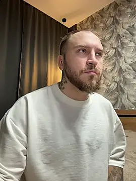 Snapshot of _XxX-XxX_ chatting on 11/12/25, 02:50 XxX-XxX online show from 11/12/25, 02:50