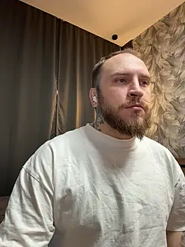 Snapshot of _XxX-XxX_ chatting on 12/03/25, 12:58 XxX-XxX online show from 12/03/25, 12:58