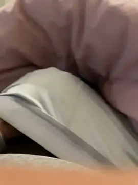 Snapshot of ezeksbrhuge chatting on 01/14/25, 05:12 ezeksbrhuge online show from 01/14/25, 05:12