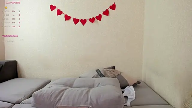 Browni Kiss online show from 03/16/26, 05:44