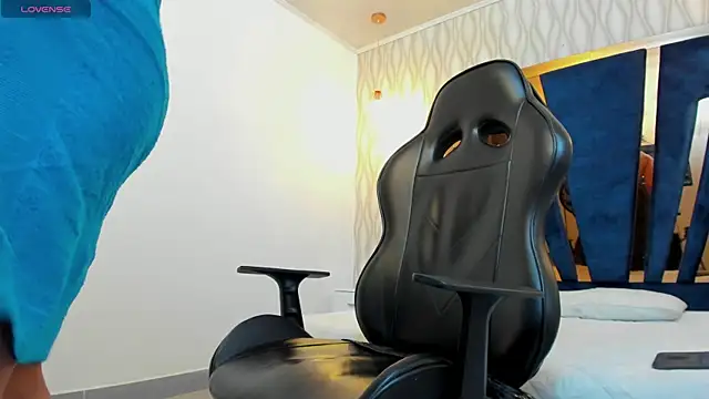 Snapshot of Brad_Summer chatting on 02/27/25, 08:31 Brad Summer online show from 02/27/25, 08:31