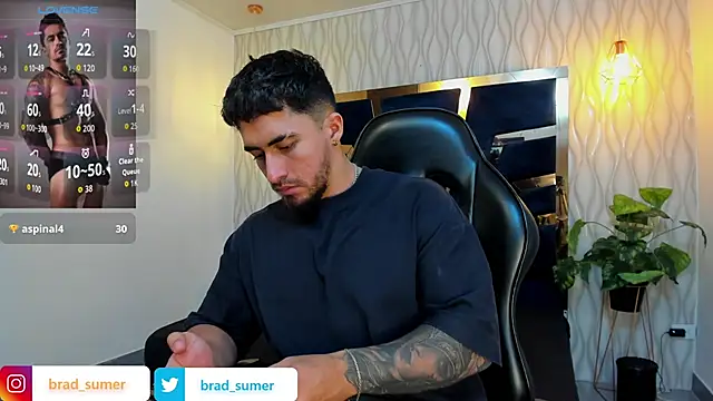 Snapshot of Brad_Summer chatting on 10/15/25, 05:24 Brad Summer online show from 10/15/25, 05:24