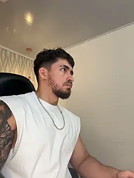 Snapshot of Brad_Summer chatting on 11/14/25, 05:33 Brad Summer online show from 11/14/25, 05:33