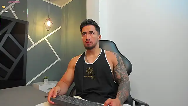 Snapshot of Brad_Summer chatting on 12/02/25, 11:15 Brad Summer online show from 12/02/25, 11:15