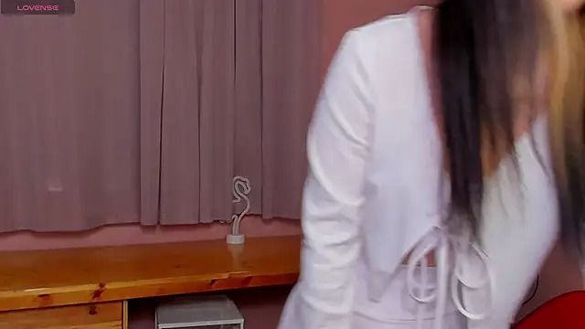 Snapshot of too_sexxxy chatting on 01/27/25, 07:24 too sexxxy online show from 01/27/25, 07:24