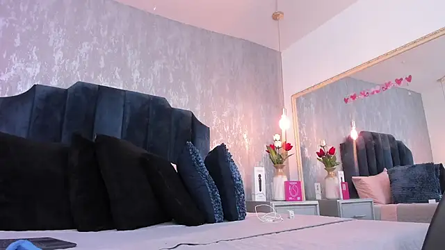 Isis ariany  online show from 09/20/25, 09:54