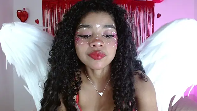 lucie petite online show from 02/14/25, 07:23