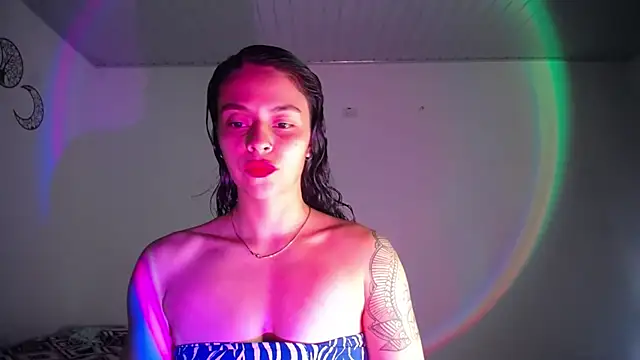 lana roman online show from 11/06/25, 10:32