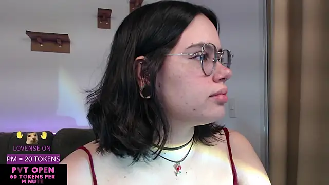 crystalll room online show from 05/14/26, 12:50