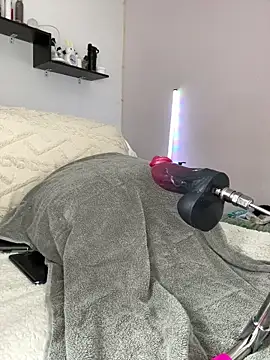 darkdesire 01 online show from 12/14/25, 02:17